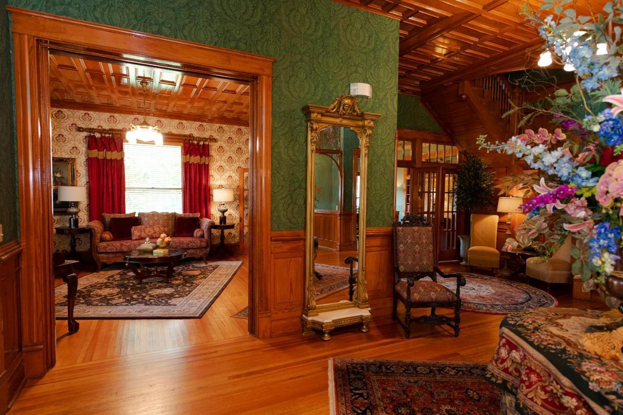 Captain Henderson House Hotel Arkadelphia Kültér fotó