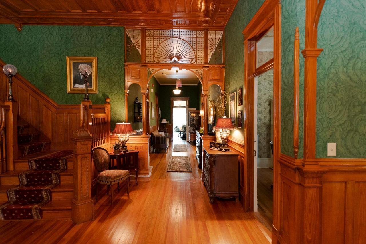 Captain Henderson House Hotel Arkadelphia Kültér fotó