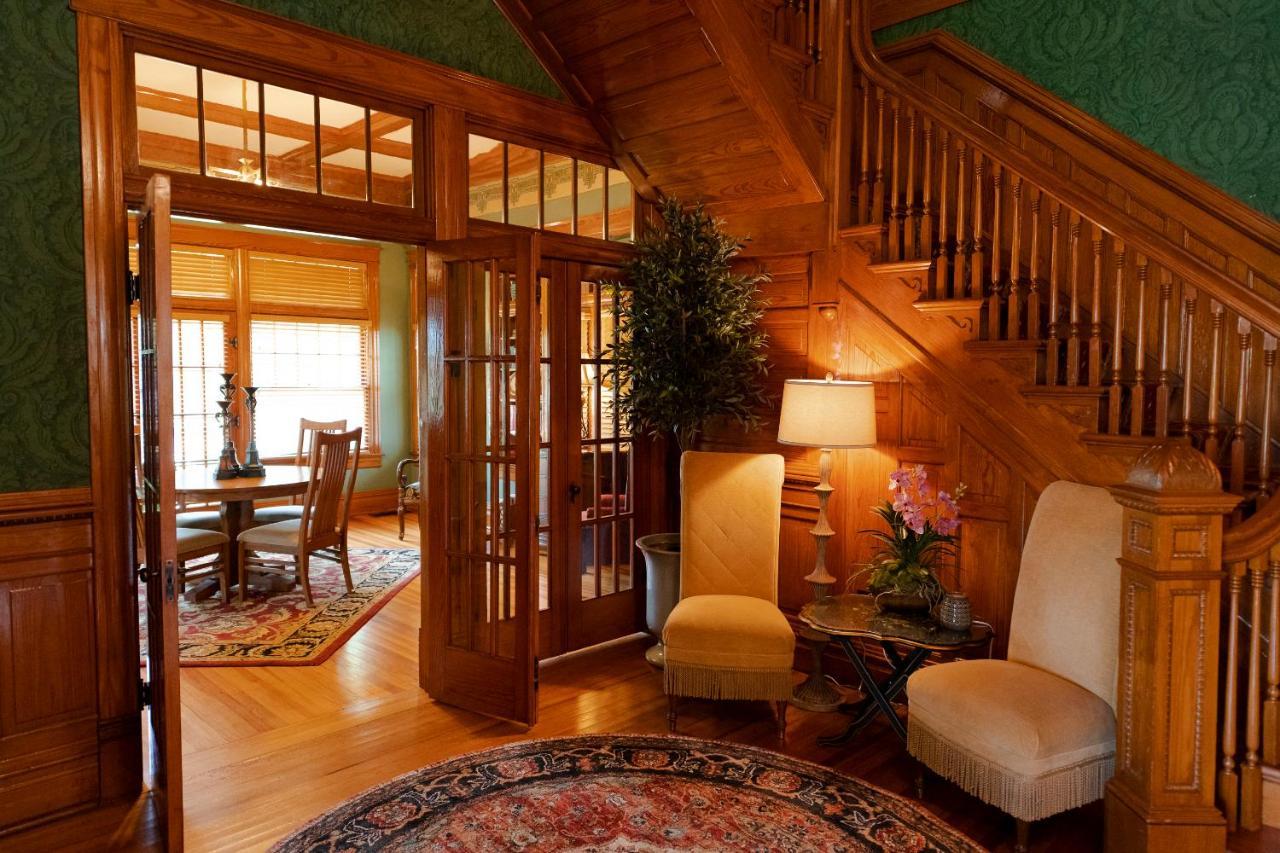 Captain Henderson House Hotel Arkadelphia Kültér fotó
