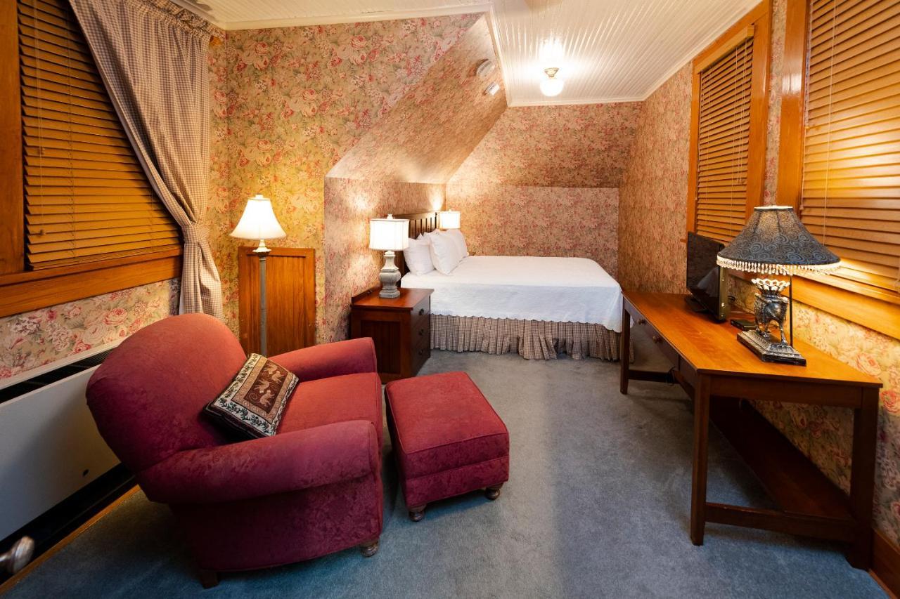 Captain Henderson House Hotel Arkadelphia Szoba fotó