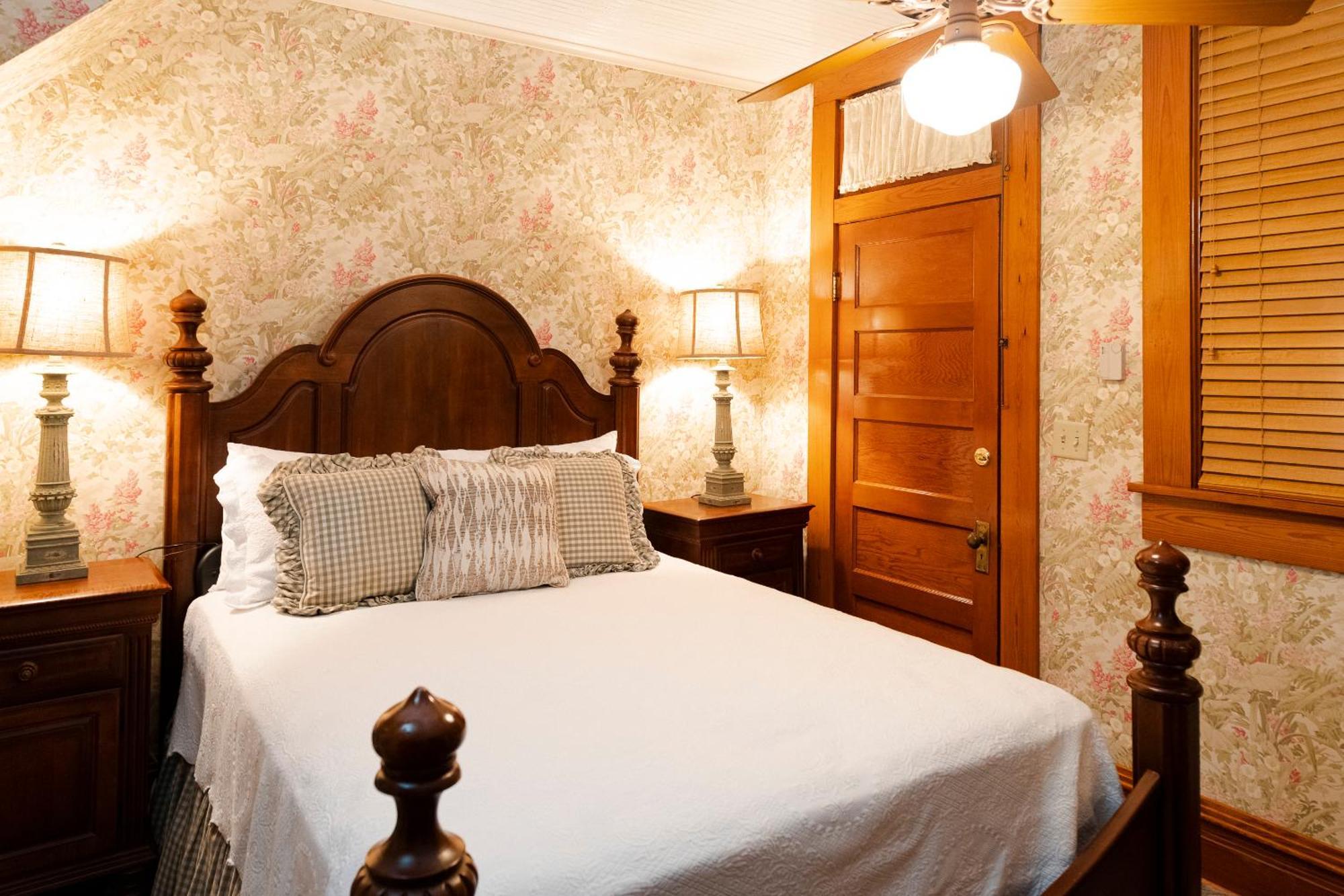 Captain Henderson House Hotel Arkadelphia Szoba fotó
